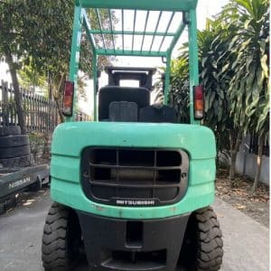 Mitsubishi xe nâng động cơ dầu