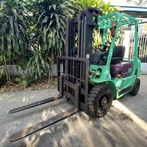 Mitsubishi xe nâng động cơ dầu